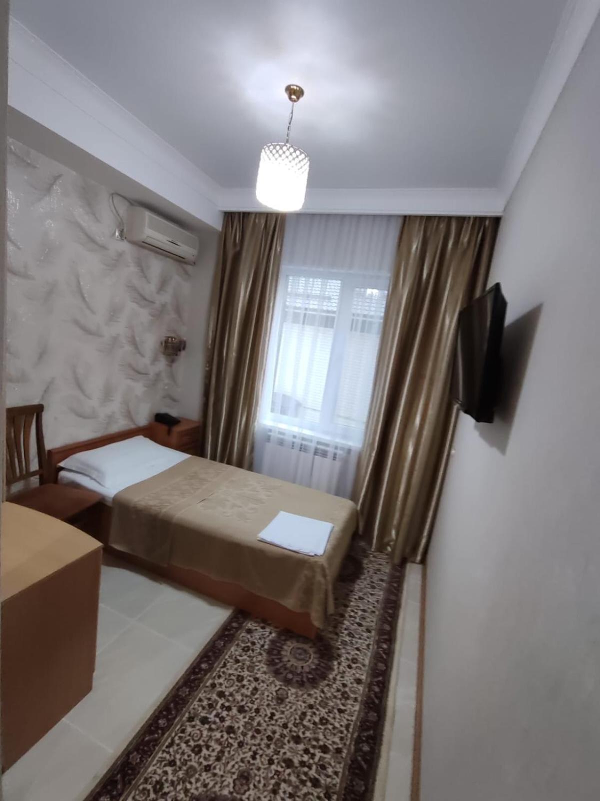 Gostinitsa Grand Hotel Kyzylorda Exterior photo